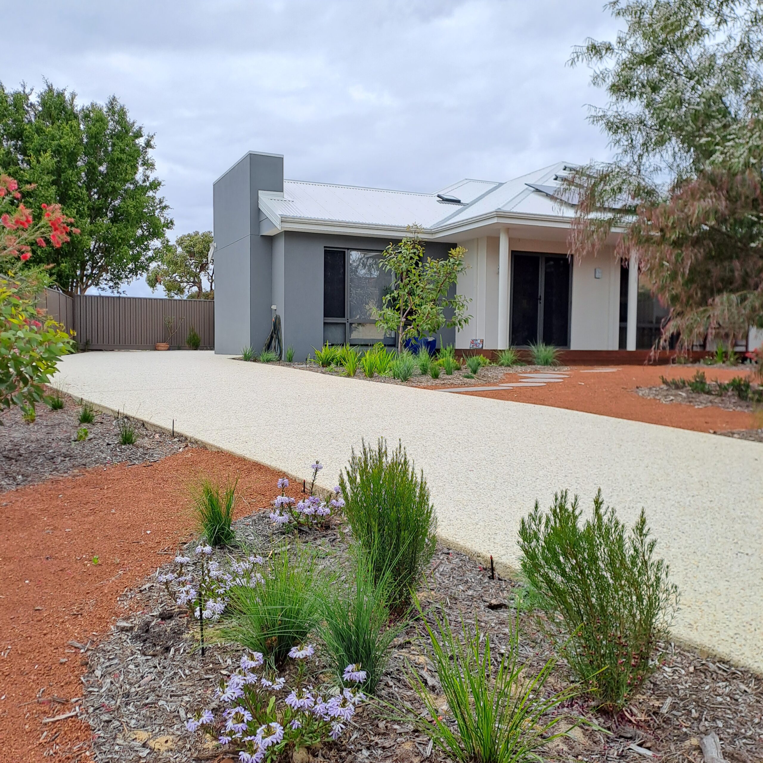 Feature landscaping perth